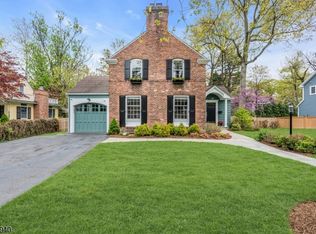 14 John Street, Chatham Boro, NJ 07928