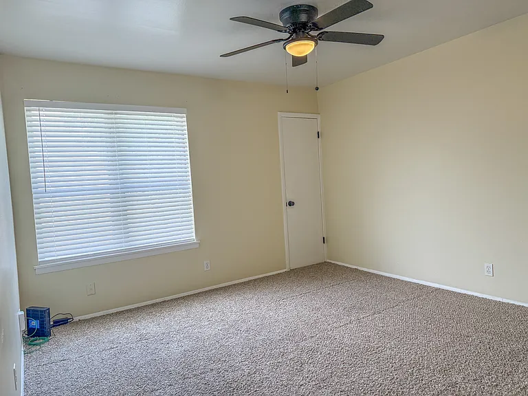 7321 S Yale Ave #219 — Photo 8