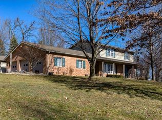1539 Cathair Dr NW, Bolivar, OH 44612