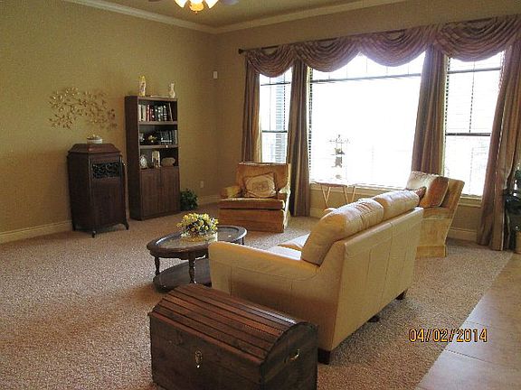4th image of 366 Wauford Way