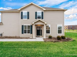 1154 Hawk Hollow Dr, Yorkville, IL 60560