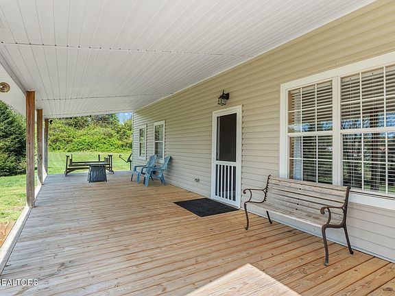 4th image of 376 County Road 313