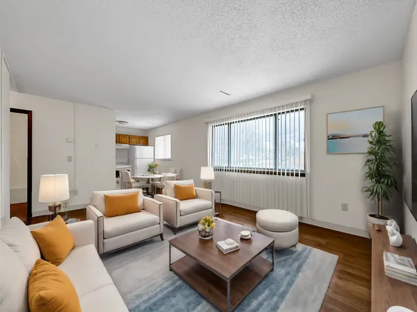 2644 Hunt St, Ames, IA