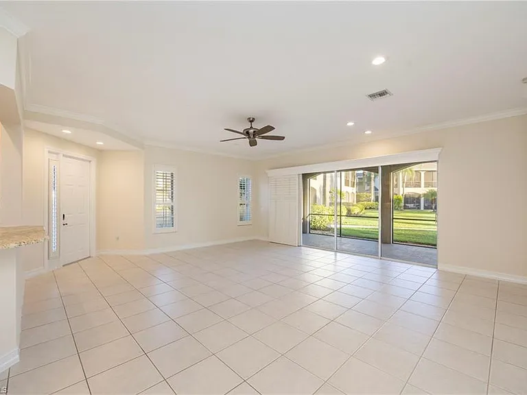5025 Maxwell Cir #2 — Photo 4