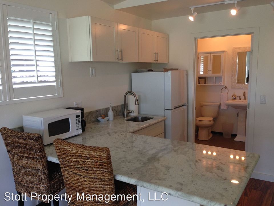 1st image of 865 Kainui Dr #B