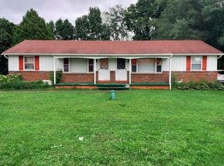 13071 Cambridge Springs Rd #B, Edinboro, PA 16412