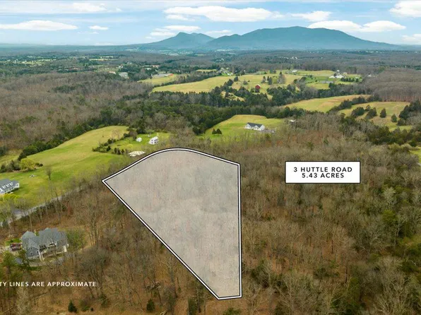 3 Huttle Rd, Middletown, VA 22645