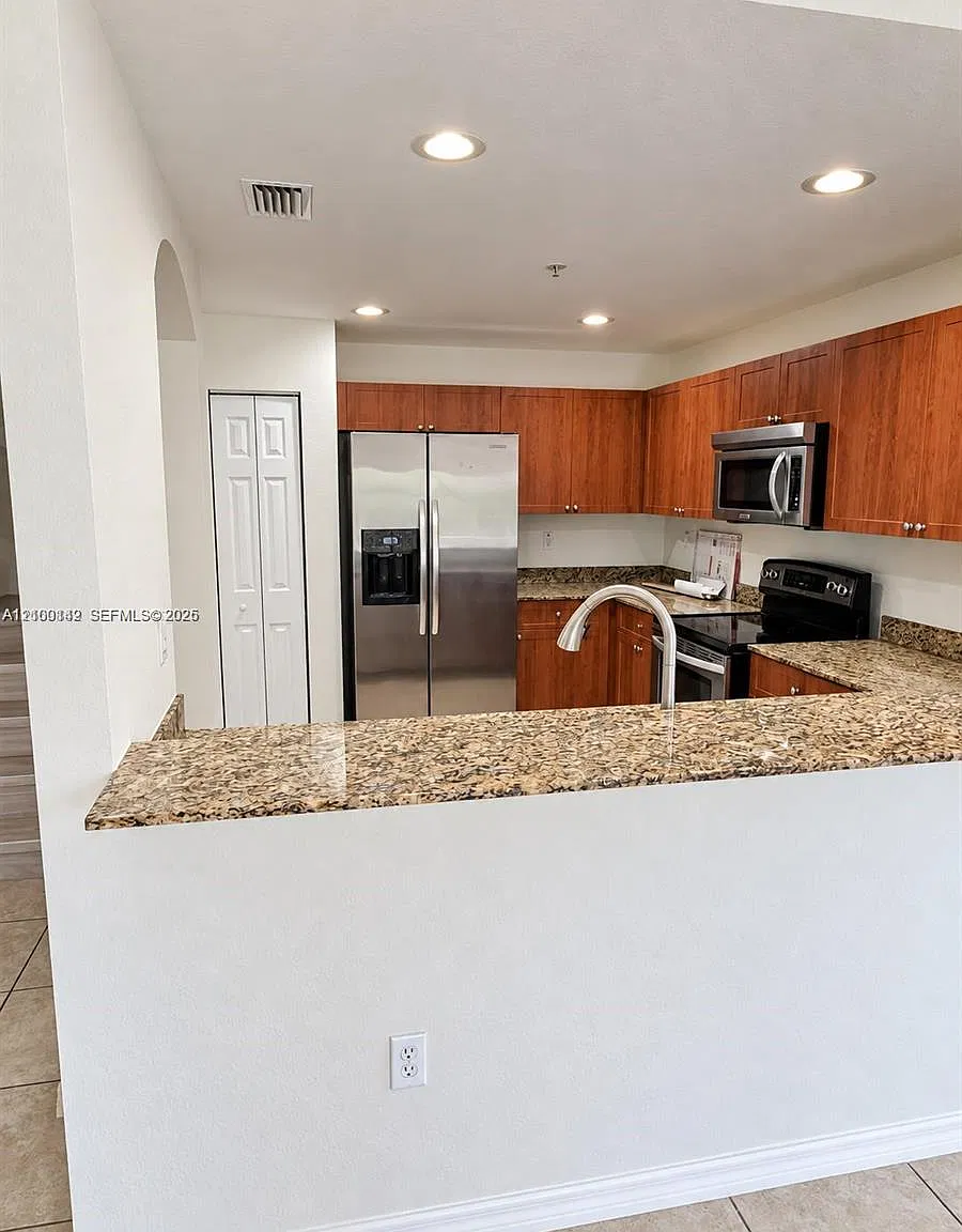 Coronado At Doral Ii Cond — Photo 4