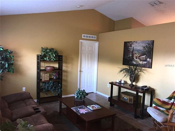 3rd image of 1602 Sail Ln