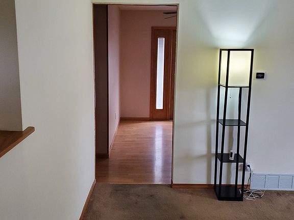 Door to kitchen