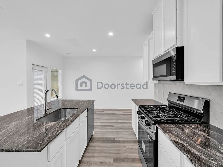 2829 Lisburn Terrace Ln — Photo 15