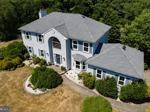 6 Babbitt Way, Allentown, NJ 08501