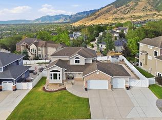 1361 E Martha Dunyon Cir, Draper, UT 84020