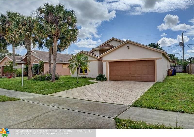 1st image of 3220 SW 2nd Ct