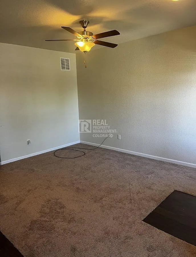 Modern 2 Story Townhome at 1437 Kansas Ave — Photo 3