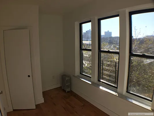 Rented by Sovereign Associates | media 3