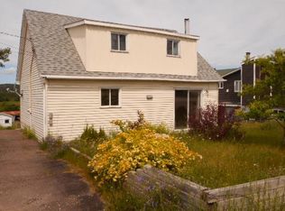 20 Main St, Springdale, NL A0J1T0