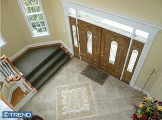 5810 Valley Stream Dr, Doylestown, PA 18902
