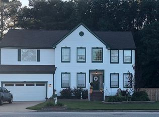 2700 River Oaks Dr, Chesapeake, VA 23321