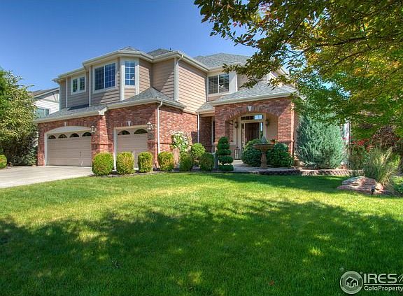 Manicured Oversized Lot!