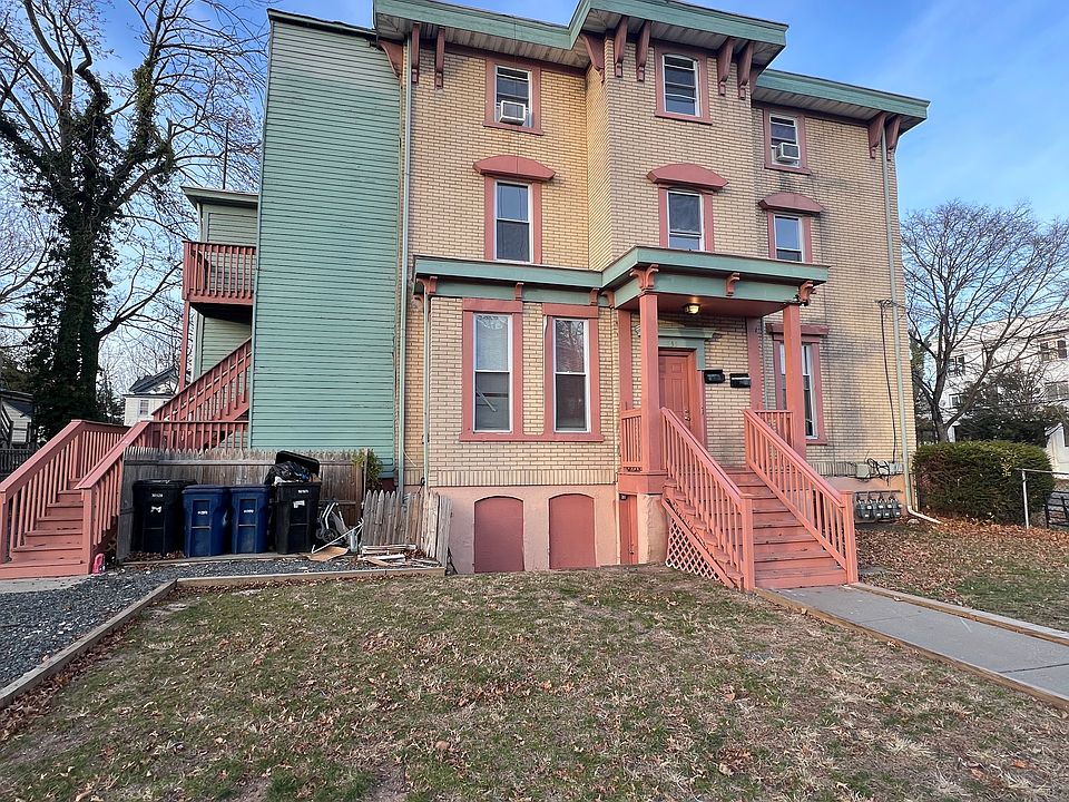 1st image of 243 E 9th St Floor 2