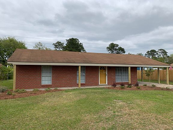2nd image of 670 Meadow Dr