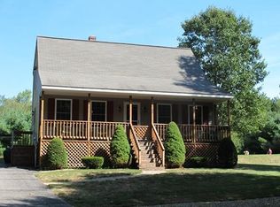 49 Geordie Ln, Hubbardston, MA 01452