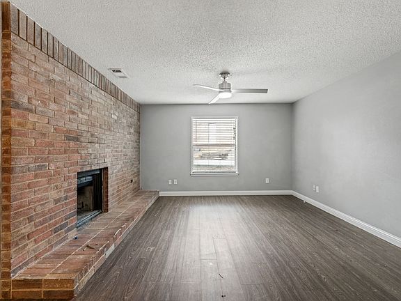 5th image of 816 Betty Ct APT A