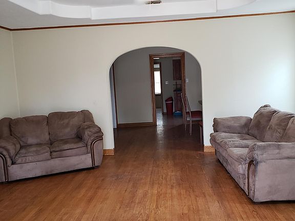 2nd image of 1203 N Dunlap Ave