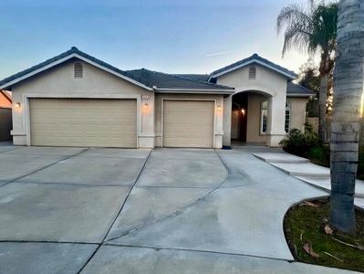 5448 E Kaviland Ave, Fresno, CA, 93727
