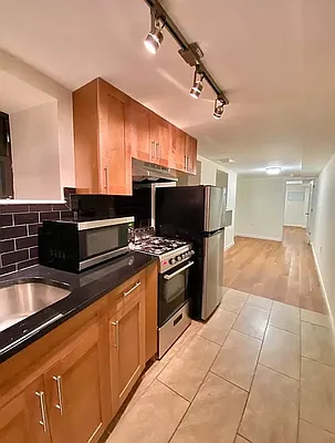 Rented by Waverly Realty Associates | media 9