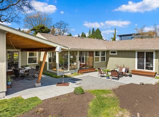 10025 NE 13th St, Bellevue, WA 98004