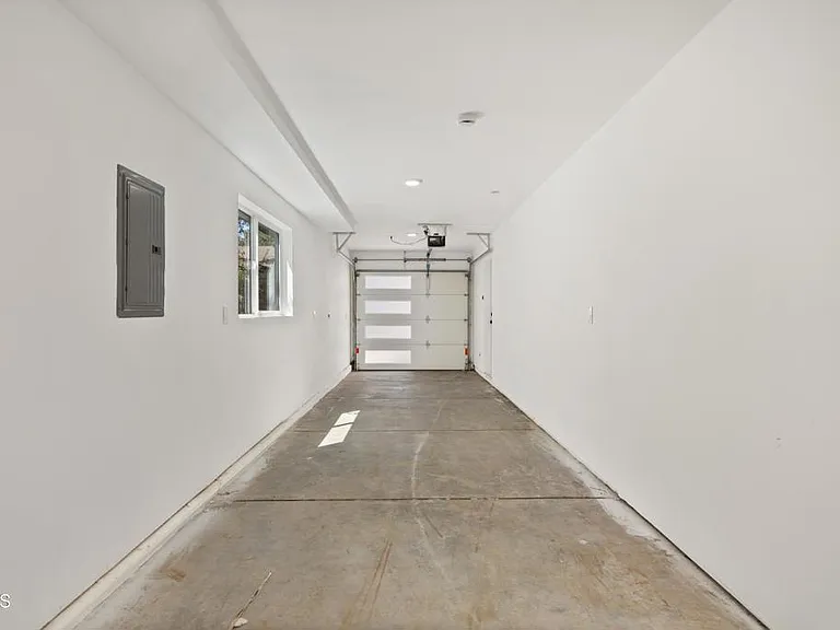 3564 N Eagle Rock Blvd #1 — Photo 32