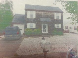 78 Spinnaker Ct, Bayville, NJ 08721