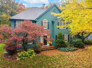 18 Shepherd St, Foxboro, MA 02035