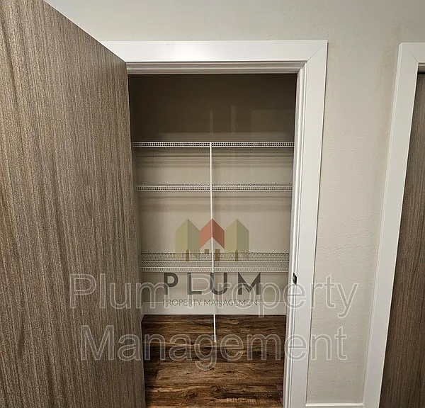 425 Michigan Ave #106 — Photo 14