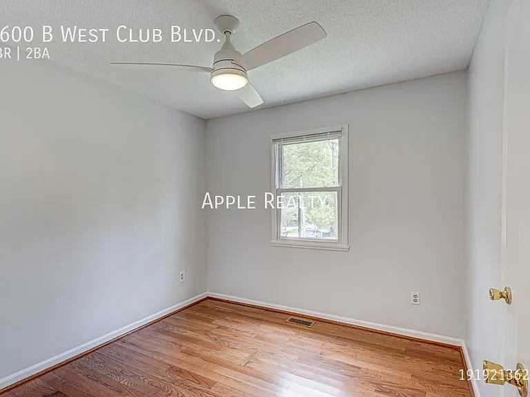 1600 W Club Blvd #B — Photo 8