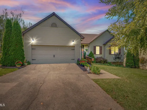 4107 Glaze Rd, Johnson City, TN 37601