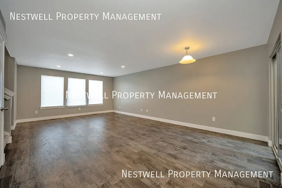 Building Photo - 5064 W Arete Way