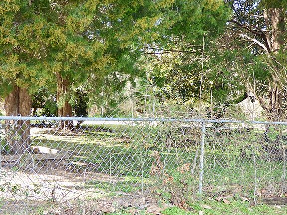 3rd image of 34 Massey Dr