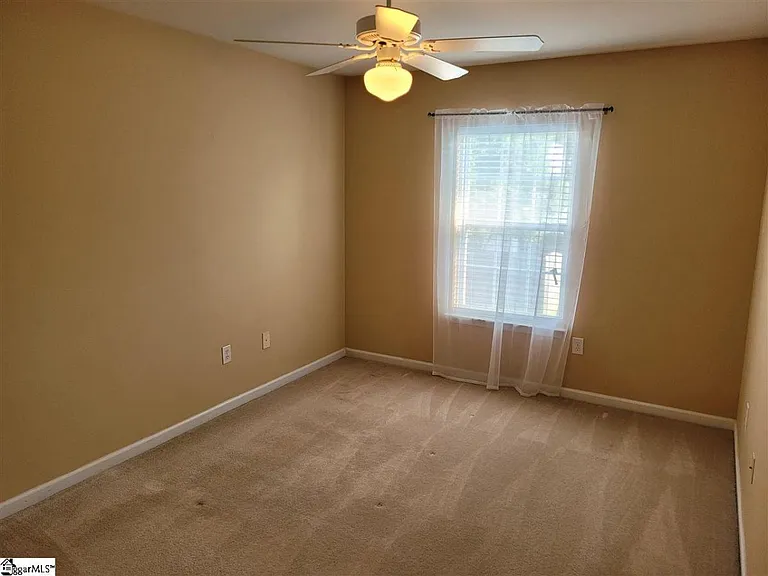206 Chartwell Dr — Photo 17