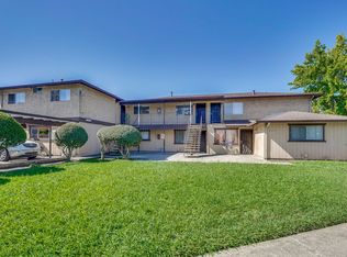 7537 Rogers Ln, Gilroy, CA 95020