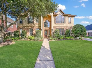 1607 Cascade Falls Dr, Friendswood, TX 77546