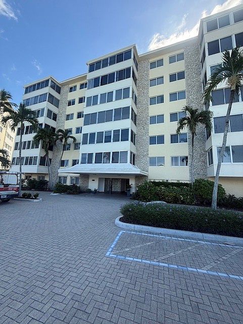 3410 Harborside West