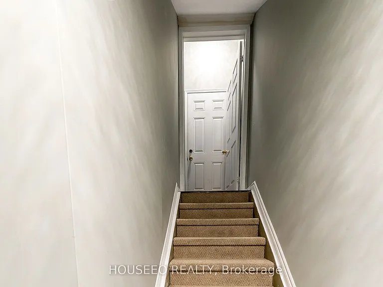 3324 Sunlight St #BASEMENT — Photo 18
