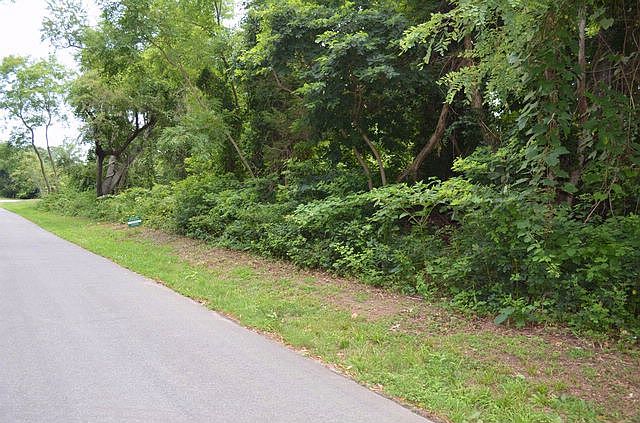 1st image of 12 Quaker Path