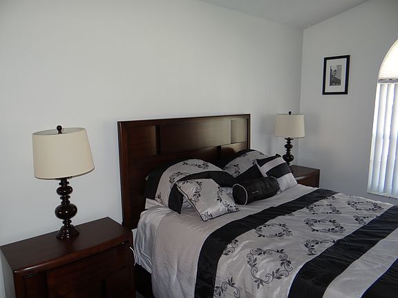 2nd image of 2185 SW Olympic Club Ter