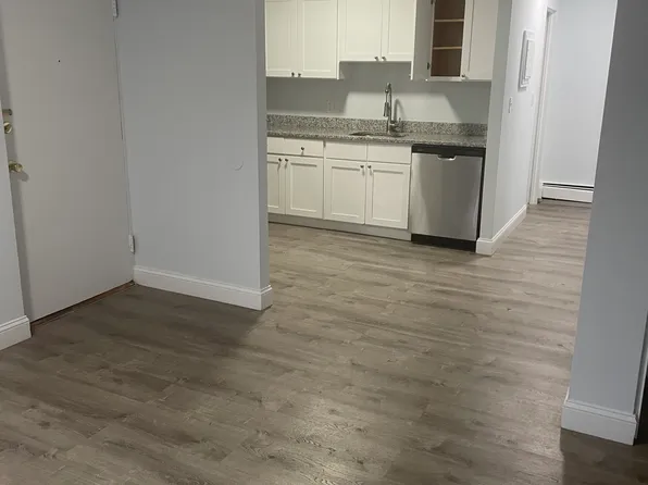 261 Hayward St APT 99, Braintree, MA 02184