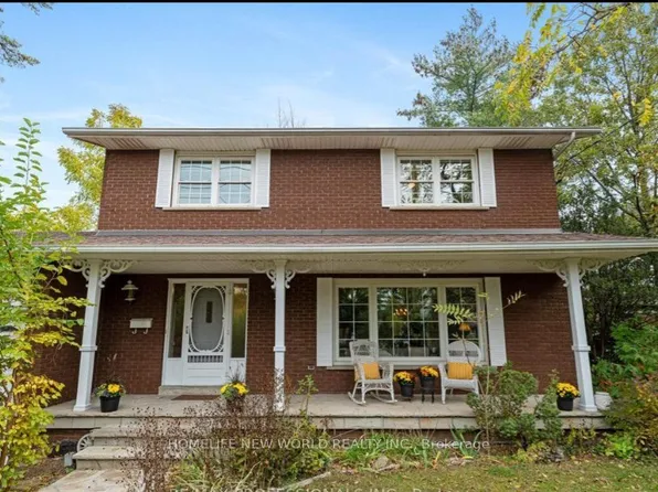 929 Clarkson Rd S, Mississauga, ON L5J 2V5