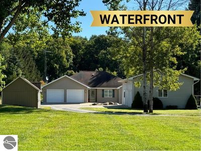 792 N Rolland Rd, Lake Isabella, MI, 48893